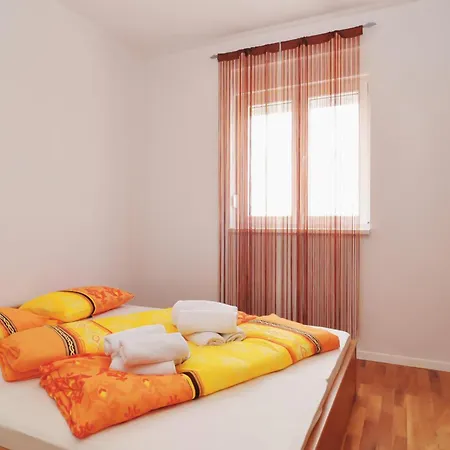 In With Swimming Pool Apartment