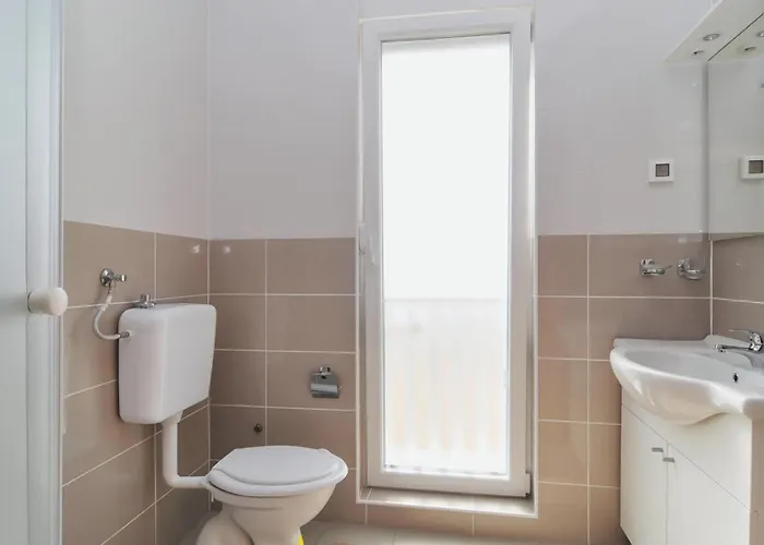 In With Swimming Pool